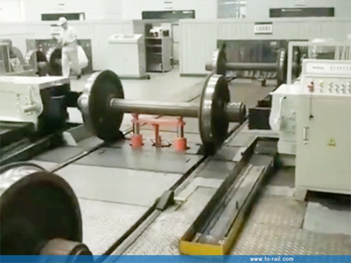 Rolling Bearing Disassembly Machine for Railway Freight Wagon Bogie Wheelset