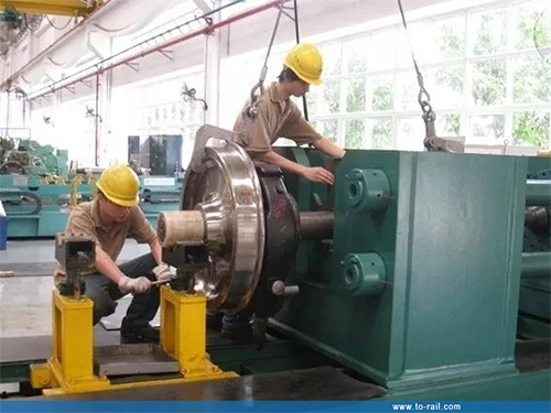 Single-cylinder Wheel Set Disassembly Machine